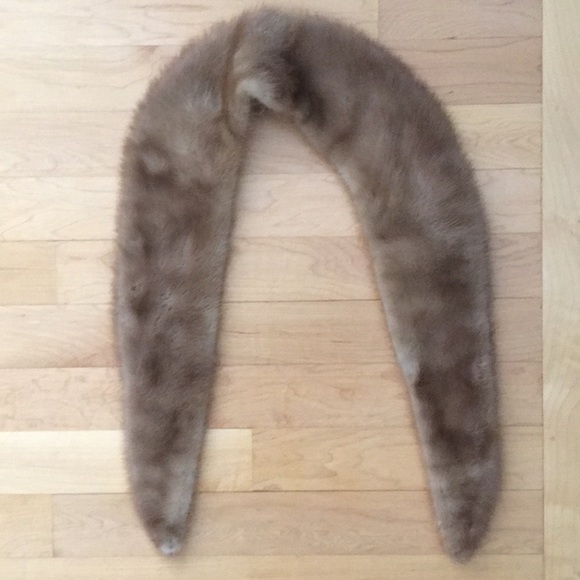 Neiman Marcus Accessories - Real Fur Vintage Mink Collar